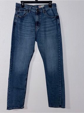 Wrangler Athletic Fit Jeans Tagged 32x32 Medium Wash Straight Stretch Mens